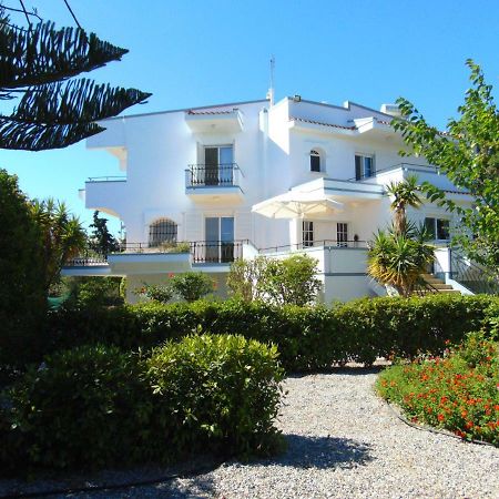 Villa Dora ファリラキ エクステリア 写真